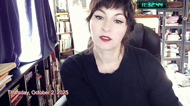 Snapshot of 404girlnotfound chatting on October 2, 9:34 am 404girlnotfound online show from October 2, 9:34 am