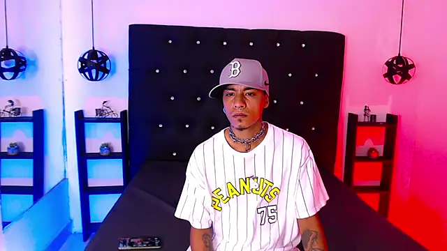 Snapshot of Mowgli_FFun chatting on September 23, 3:13 am Mowgli FFun online show from September 23, 3:13 am