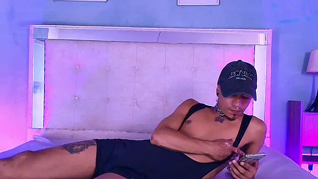 Snapshot of Mowgli_FFun chatting on October 12, 3:13 pm Mowgli FFun online show from October 12, 3:13 pm