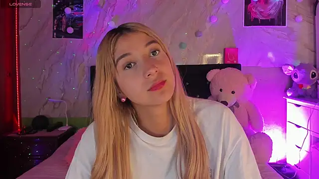 ariana rosse   online show from September 29, 11:05 am