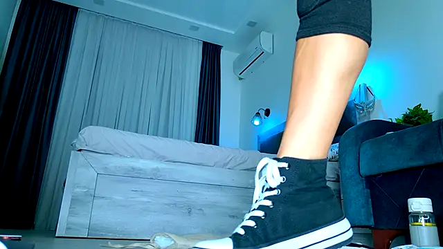 Snapshot of Brenda_M00n chatting on November 7, 3:16 pm Brenda M00n online show from November 7, 3:16 pm