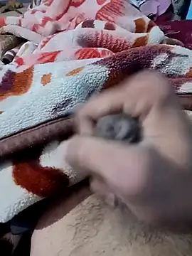 HotPrism439 online show from November 20, 5:46 pm