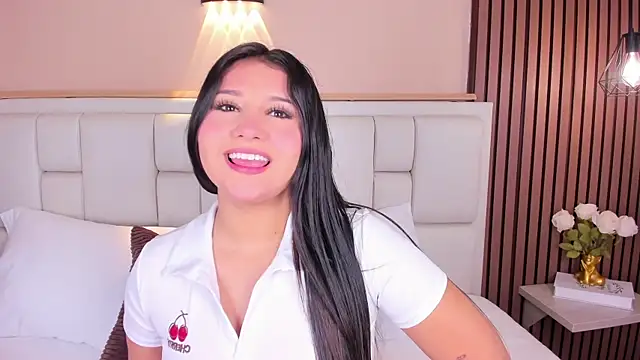 AvyMilton online show from April 1, 11:33 am