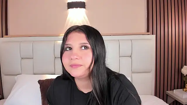 AvyMilton online show from March 19, 11:43 am