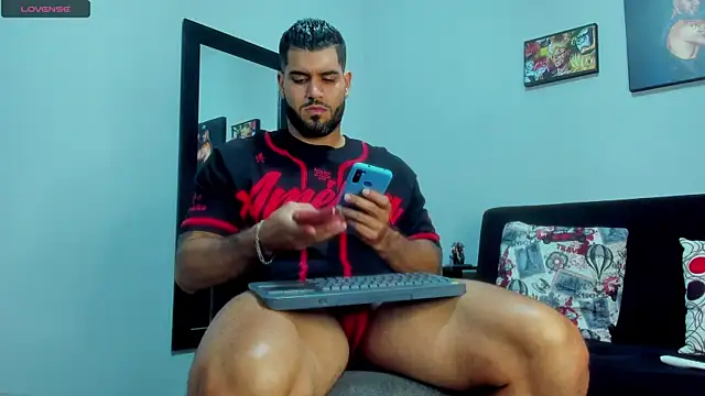 SamirHazard97 online show from March 15, 11:39 pm