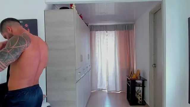 SamirHazard97 online show from February 12, 7:46 pm