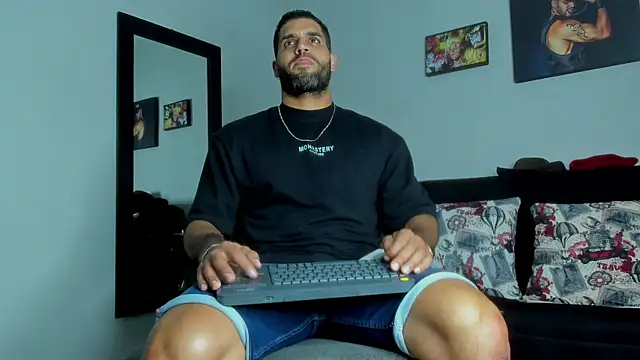 SamirHazard97 online show from September 17, 9:17 pm