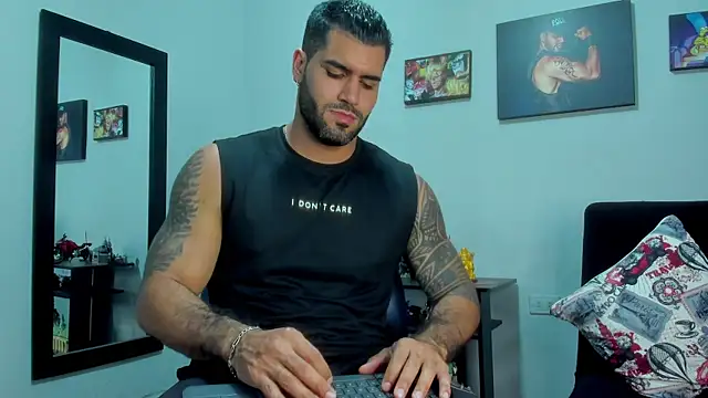 SamirHazard97 online show from December 3, 9:25 pm