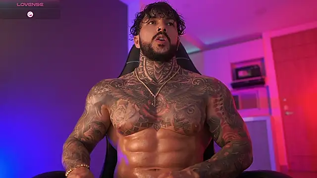 Snapshot of mariano_costa chatting on October 20, 4:47 am mariano costa online show from October 20, 4:47 am