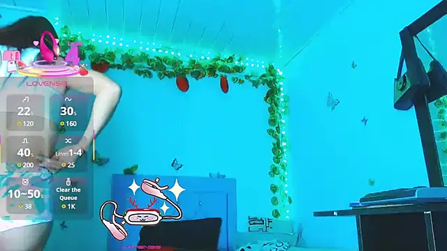 Snapshot of deboraath chatting on March 21, 9:34 am deboraath online show from March 21, 9:34 am