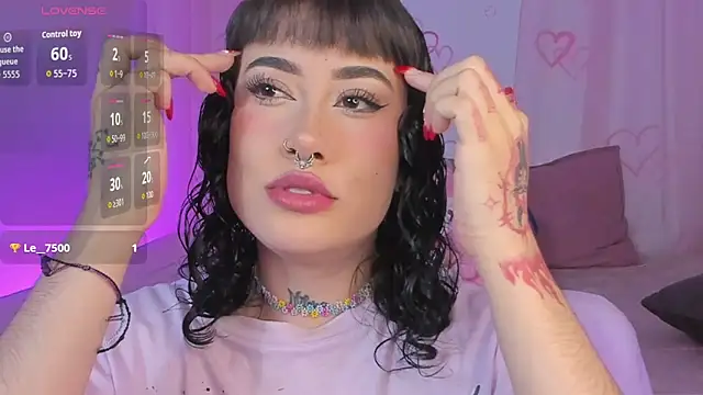 melody suarez online show from November 19, 10:54 pm