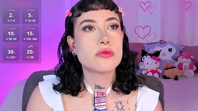 melody suarez online show from September 13, 10:43 pm