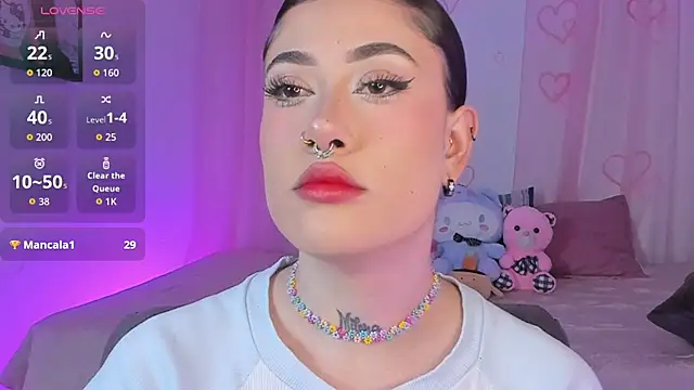 melody suarez online show from December 2, 11:39 pm