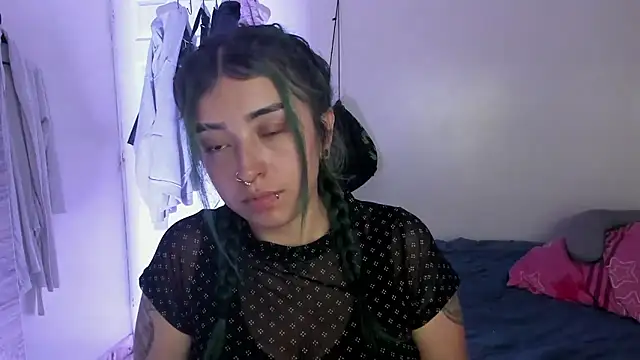 turolita  online show from April 17, 3:53 am