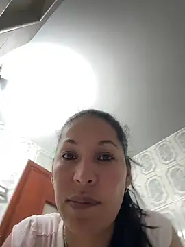 Snapshot of michel_ex33 chatting on December 18, 6:12 pm michel ex33 online show from December 18, 6:12 pm