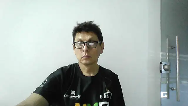 MarcusKelvin online show from May 22, 4:10 am