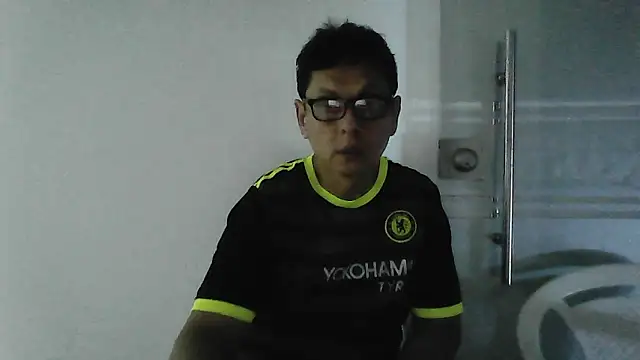 MarcusKelvin online show from May 8, 4:27 am