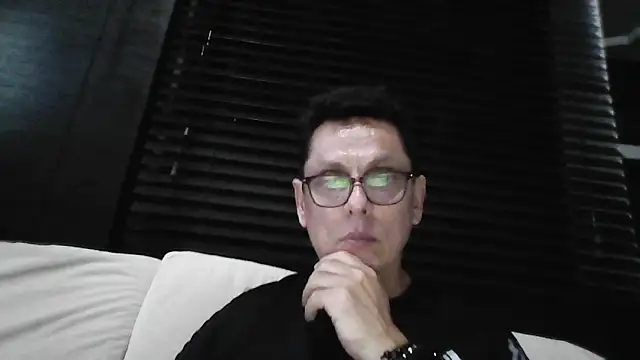 MarcusKelvin online show from October 7, 12:22 am