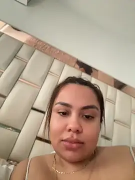 valeria2019hot online show from April 10, 6:15 pm