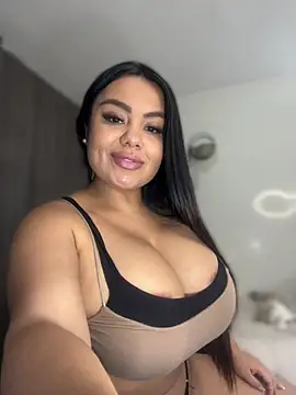 Snapshot of valeria2019hot chatting on December 19, 9:06 pm valeria2019hot online show from December 19, 9:06 pm