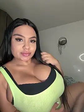 Snapshot of valeria2019hot chatting on January 16, 1:37 am valeria2019hot online show from January 16, 1:37 am