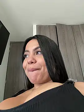 Snapshot of valeria2019hot chatting on January 26, 8:56 pm valeria2019hot online show from January 26, 8:56 pm