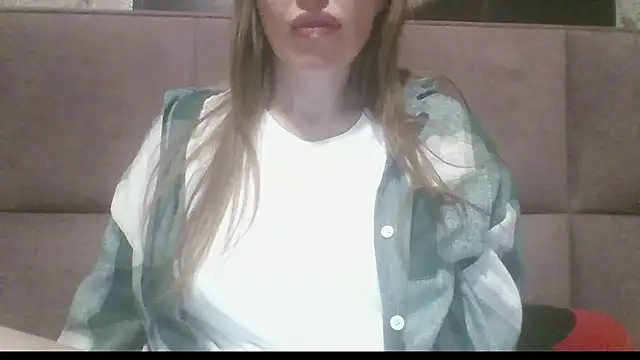 Sladkiegubki online show from November 15, 9:52 pm