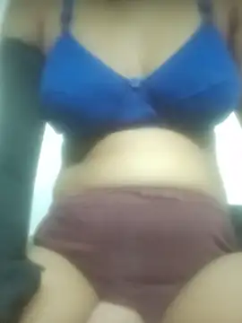 Snapshot of HornyWestern chatting on July 8, 7:14 pm HornyWestern online show from July 8, 7:14 pm