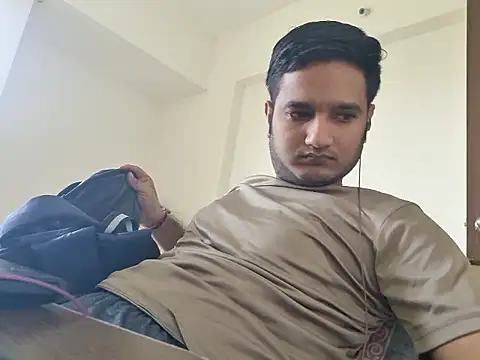 Jonrobinso online show from May 2, 4:07 am