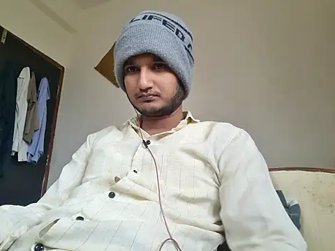 Snapshot of Jonrobinso chatting on November 29, 5:18 am Jonrobinso online show from November 29, 5:18 am