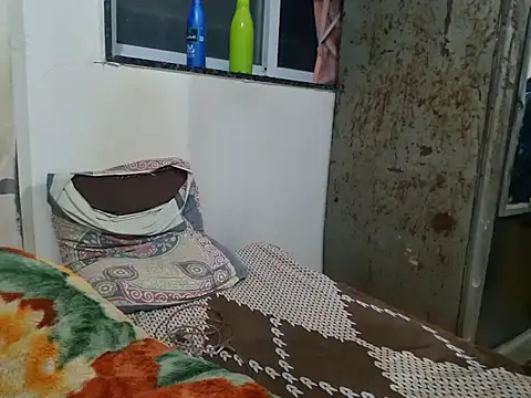 Snapshot of Jonrobinso chatting on October 23, 5:55 pm Jonrobinso online show from October 23, 5:55 pm