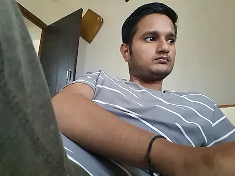 Snapshot of Jonrobinso chatting on October 14, 6:25 am Jonrobinso online show from October 14, 6:25 am