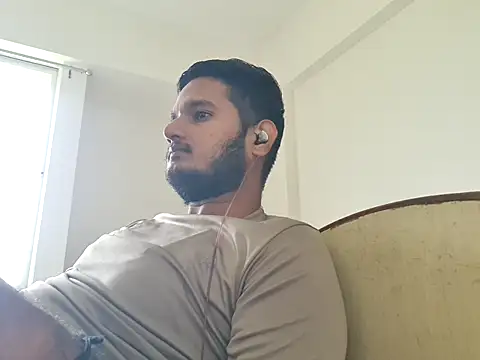 Jonrobinso online show from July 17, 4:21 am