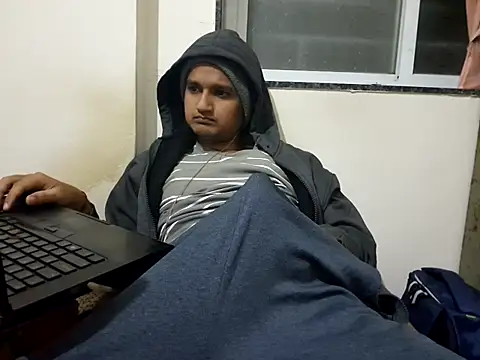 Jonrobinso online show from December 20, 4:21 pm