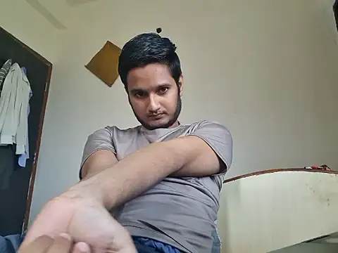 Snapshot of Jonrobinso chatting on October 29, 6:01 am Jonrobinso online show from October 29, 6:01 am