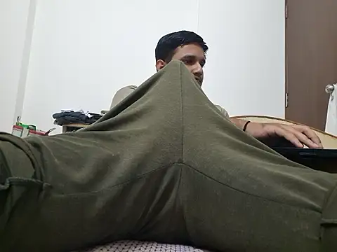 Jonrobinso online show from March 24, 3:34 pm