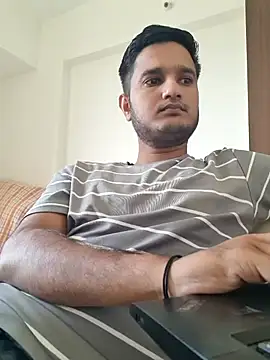 Jonrobinso online show from April 12, 3:54 am