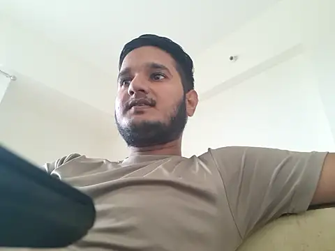 Jonrobinso online show from July 1, 6:03 am