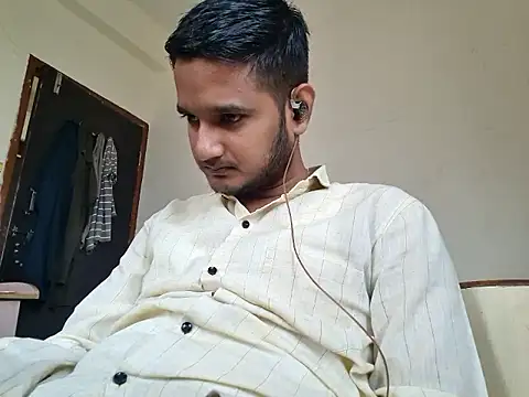 Snapshot of Jonrobinso chatting on November 25, 6:14 am Jonrobinso online show from November 25, 6:14 am