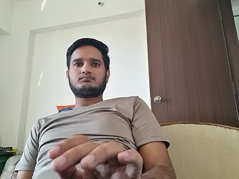 Jonrobinso online show from March 29, 4:25 am