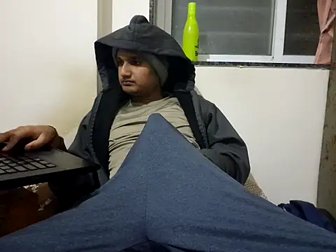 Jonrobinso online show from December 22, 3:12 pm