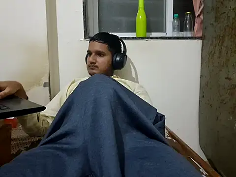 Snapshot of Jonrobinso chatting on December 2, 5:58 pm Jonrobinso online show from December 2, 5:58 pm