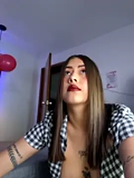 Maralains online show from December 17, 3:44 am