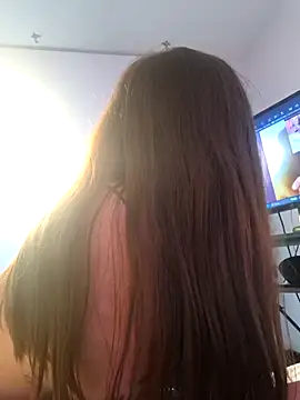 Maralains online show from February 25, 8:03 am