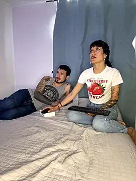 anika lowen02 online show from September 9, 3:43 pm