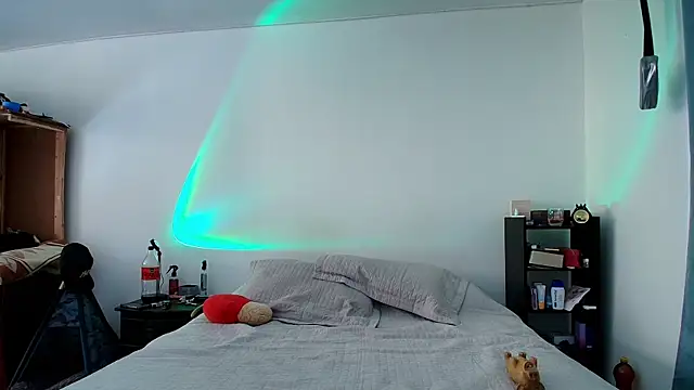 anika lowen02 online show from February 20, 2:02 pm