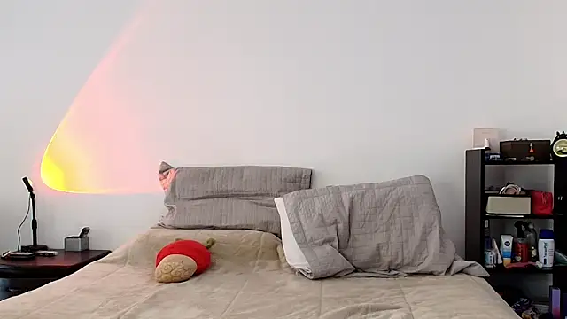 anika lowen02 online show from February 12, 3:49 pm