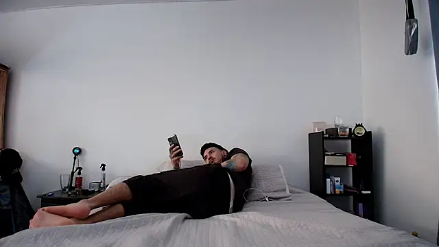 anika lowen02 online show from February 19, 8:31 pm