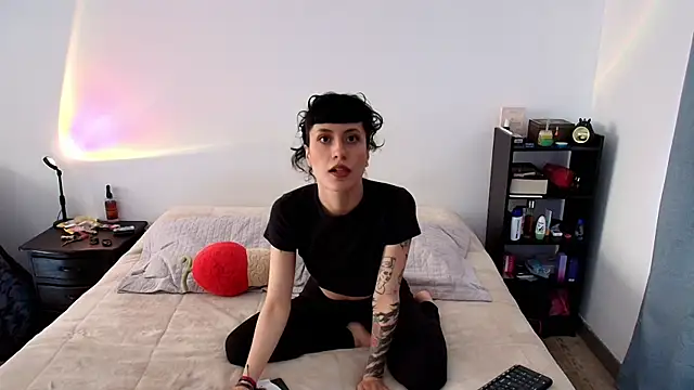 anika lowen02 online show from February 25, 4:25 pm