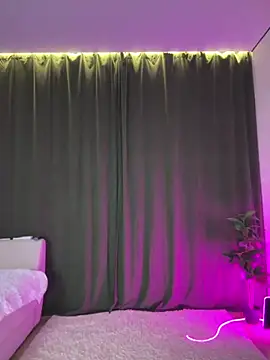 LoveLuna  online show from May 23, 9:14 pm